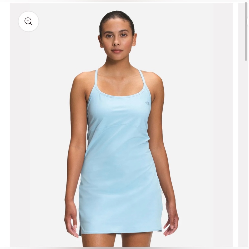 Women’s The North Face Arque Tennis Hiking Dress, light blue size XL extra large